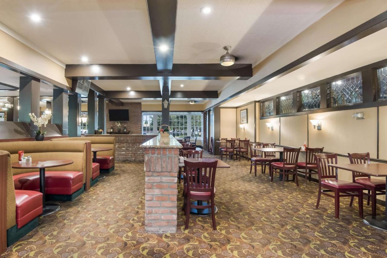 Surestay Plus Hotel By Best Western Reno Airport Εξωτερικό φωτογραφία