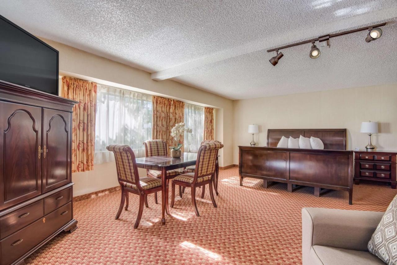 Surestay Plus Hotel By Best Western Reno Airport Εξωτερικό φωτογραφία