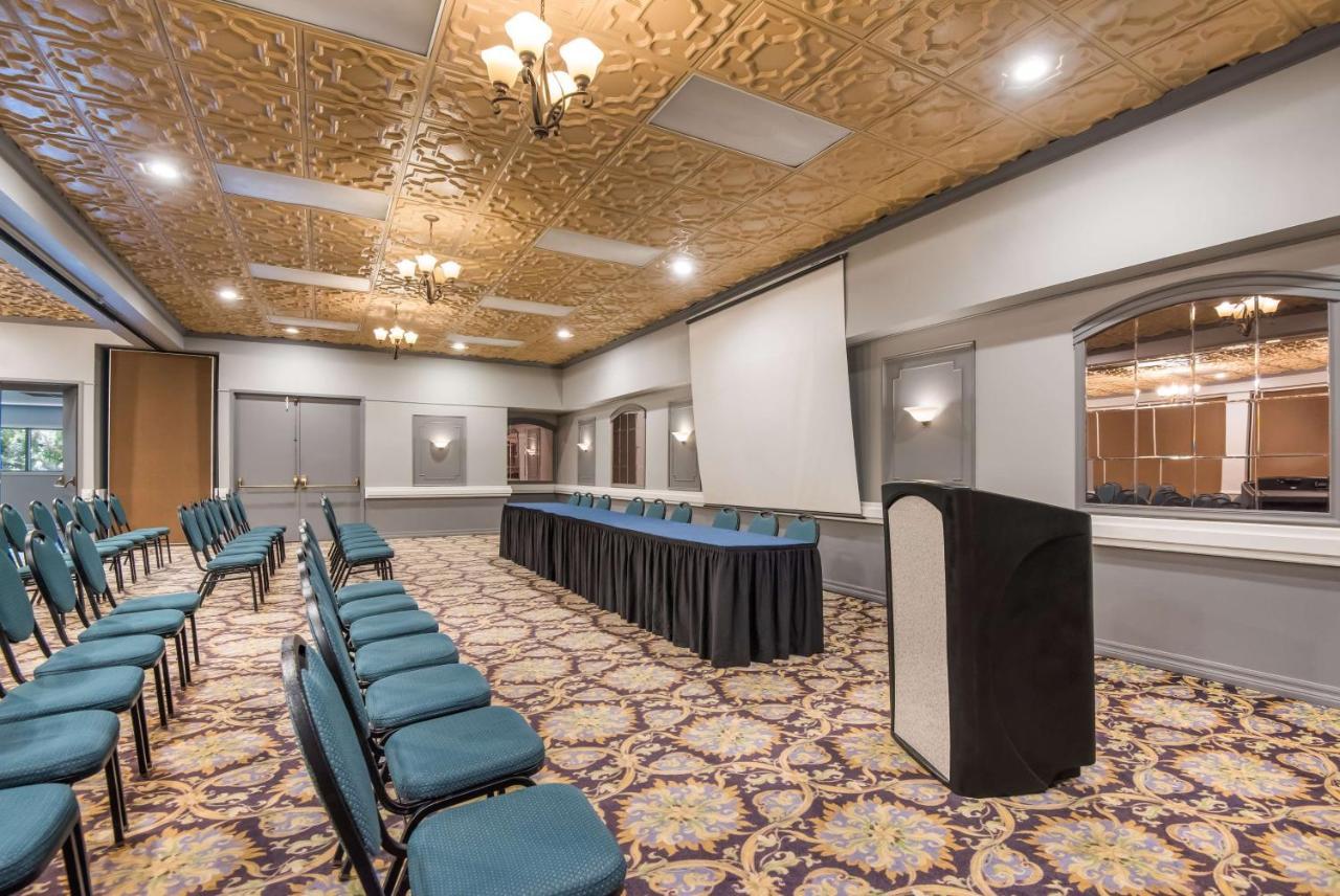 Surestay Plus Hotel By Best Western Reno Airport Εξωτερικό φωτογραφία
