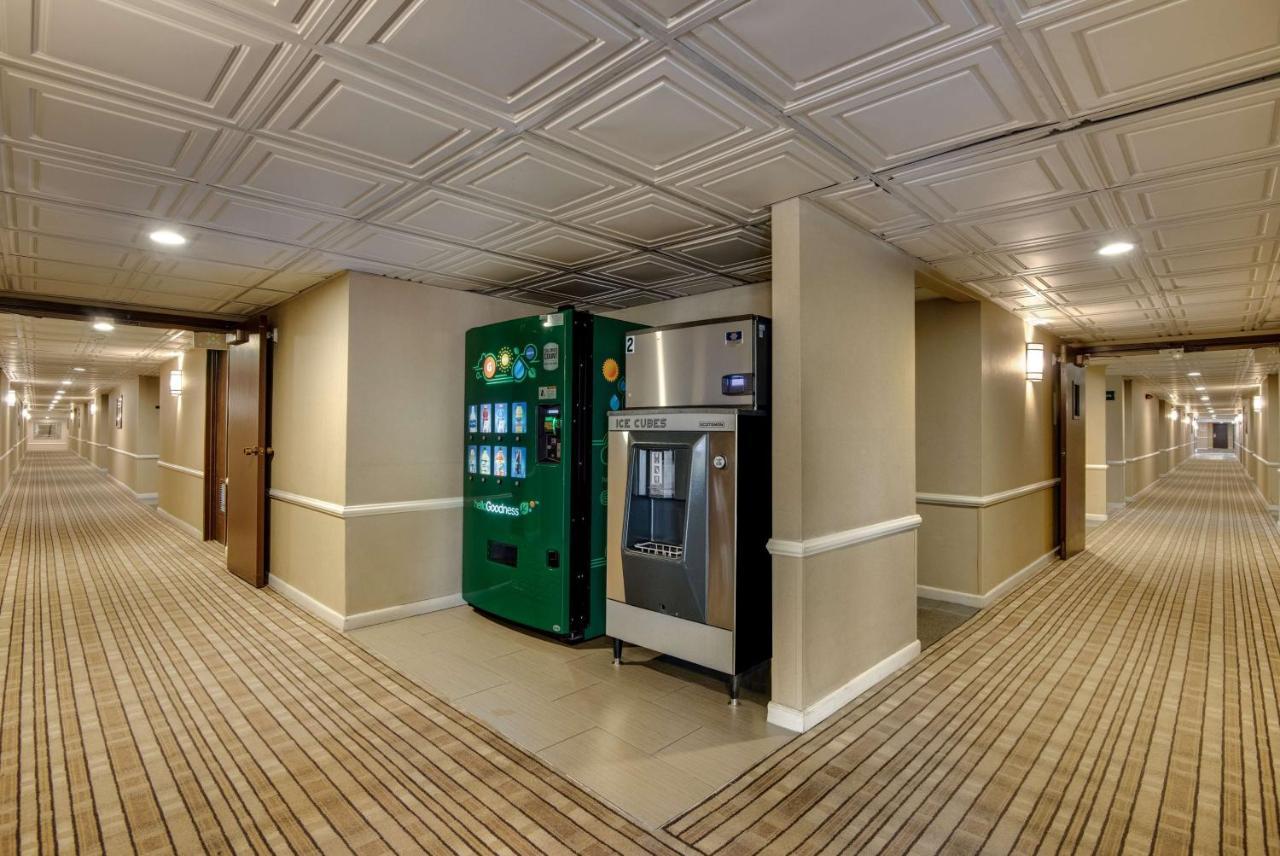 Surestay Plus Hotel By Best Western Reno Airport Εξωτερικό φωτογραφία